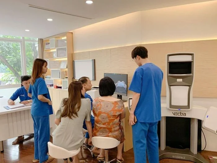 Nâng ngực công nghê cao